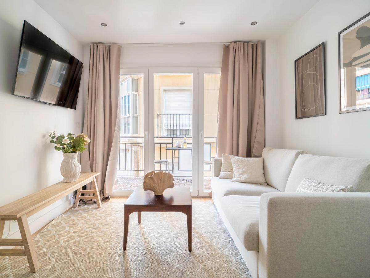 Apartamento Sanders San Patricio - Dreamy Two-bedroom Downtown Málaga