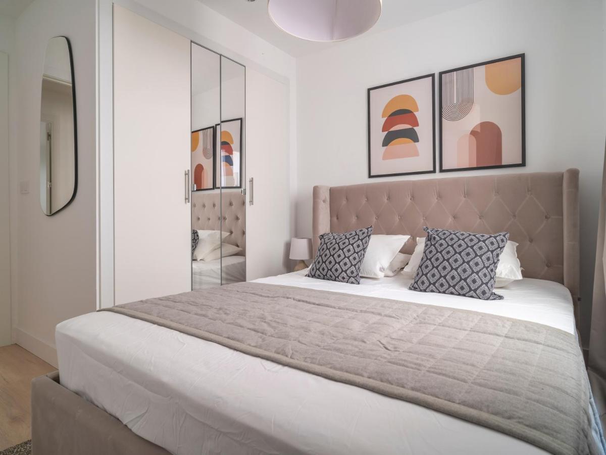 Apartamento Sanders San Patricio - Dreamy Two-bedroom Downtown Málaga