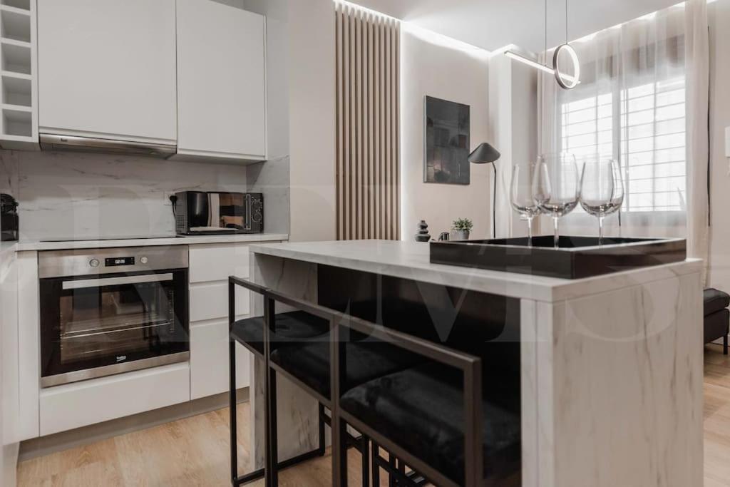 Contemporary Minimalist By Rems * Málaga