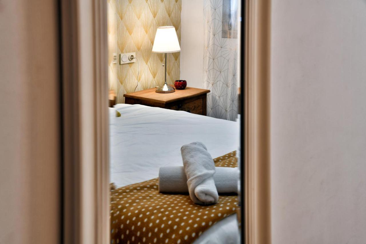 Wonderstays La Estacion Apartment