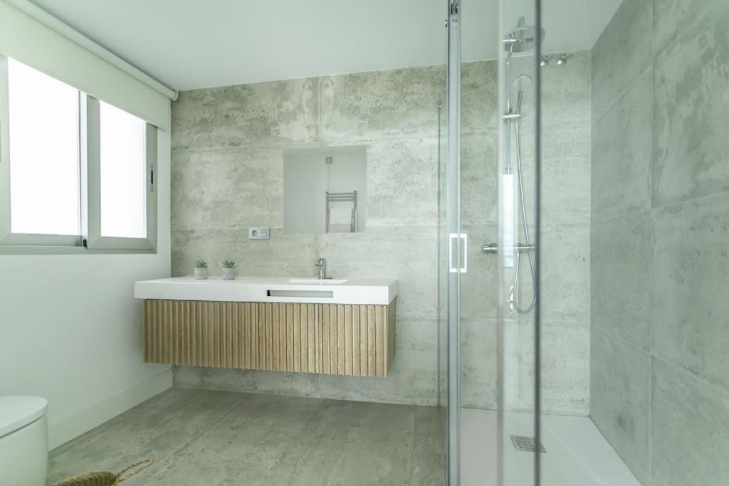 Apartamento Moderno Y Completo Frente Al Mar