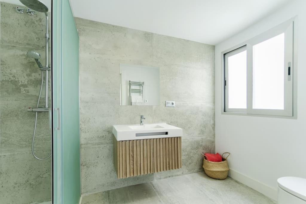 Apartamento Moderno Y Completo Frente Al Mar