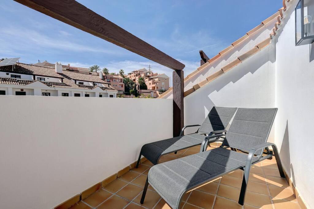 Stunning Modern Townhouse In Riviera Del Sol Apartamento *