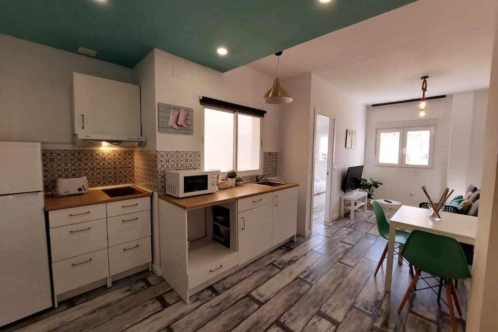 Rasqueta 3 - Fantástico Y Acogedor Apartamento Junto A La Playa * Málaga