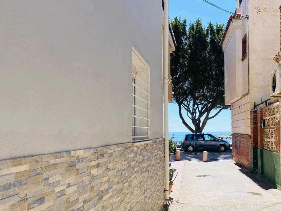Apartamento Bonito En 2º Linea De Playa & Parking