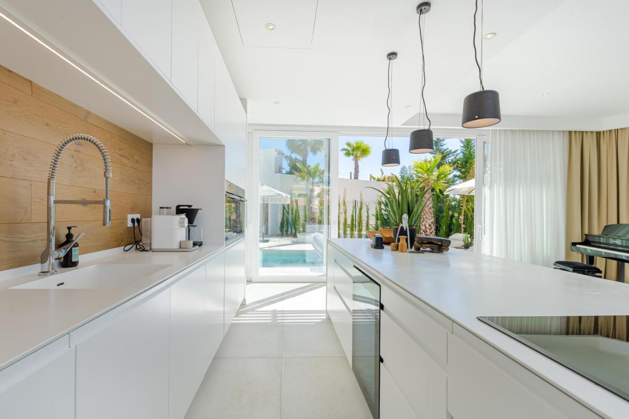 Unique & Luxurious With Heated Pool, Gym & C Сasa de vacaciones