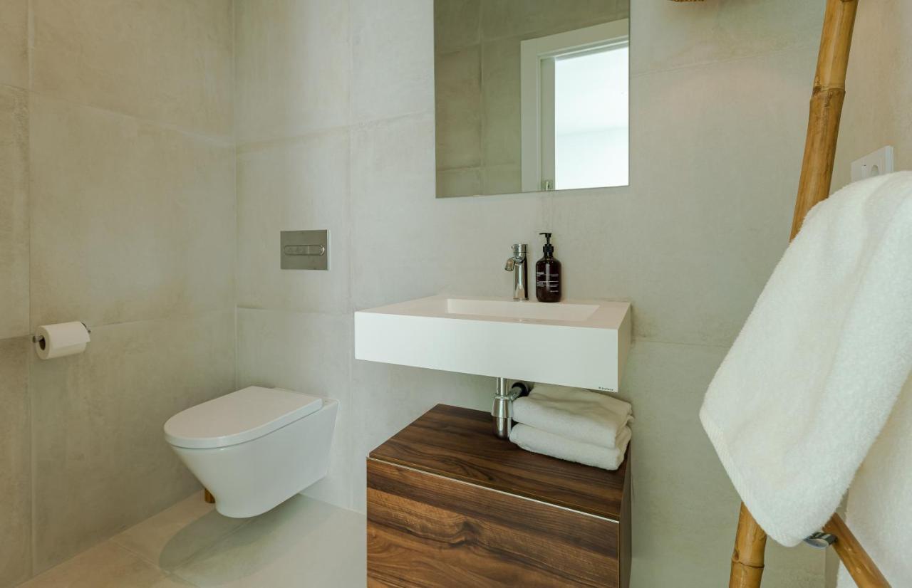 Сasa de vacaciones Unique & Luxurious With Heated Pool, Gym & C *