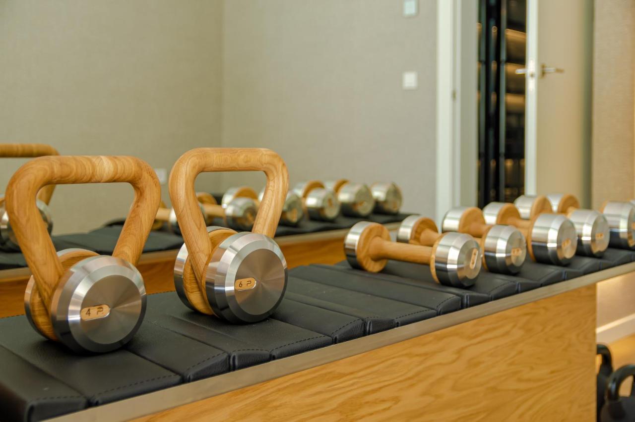 Unique & Luxurious With Heated Pool, Gym & C