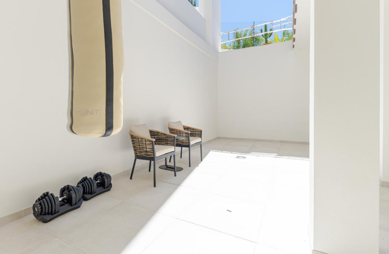 Unique & Luxurious With Heated Pool, Gym & C Málaga