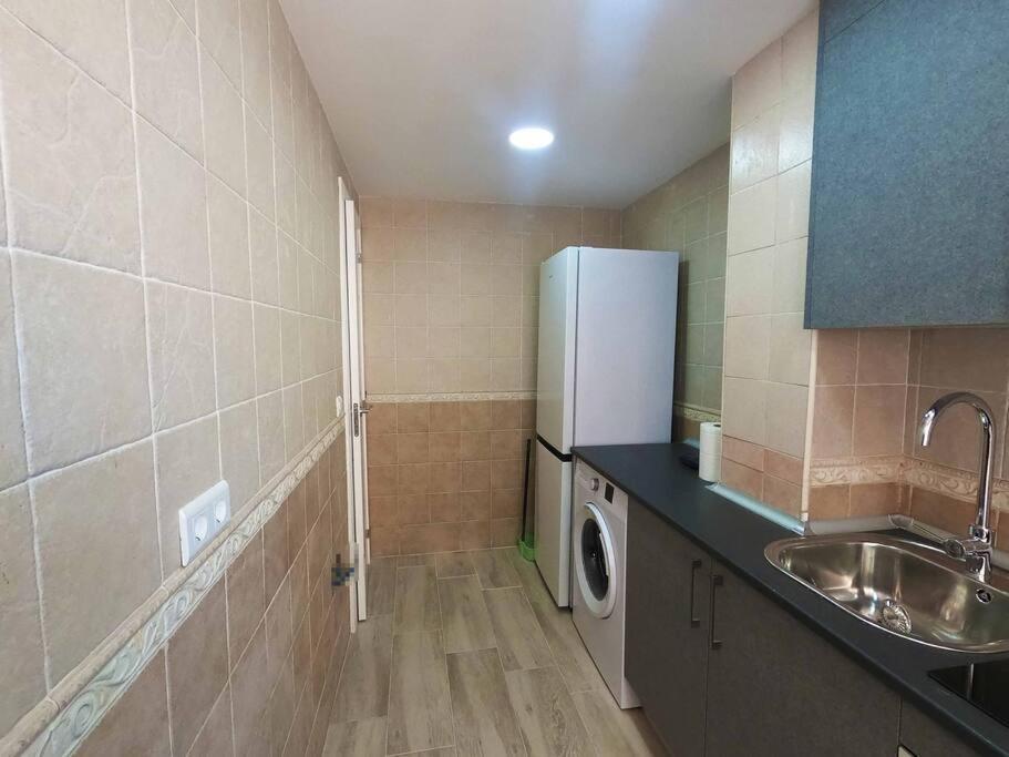Apartamento Piso Cerca De La Playa El Palo