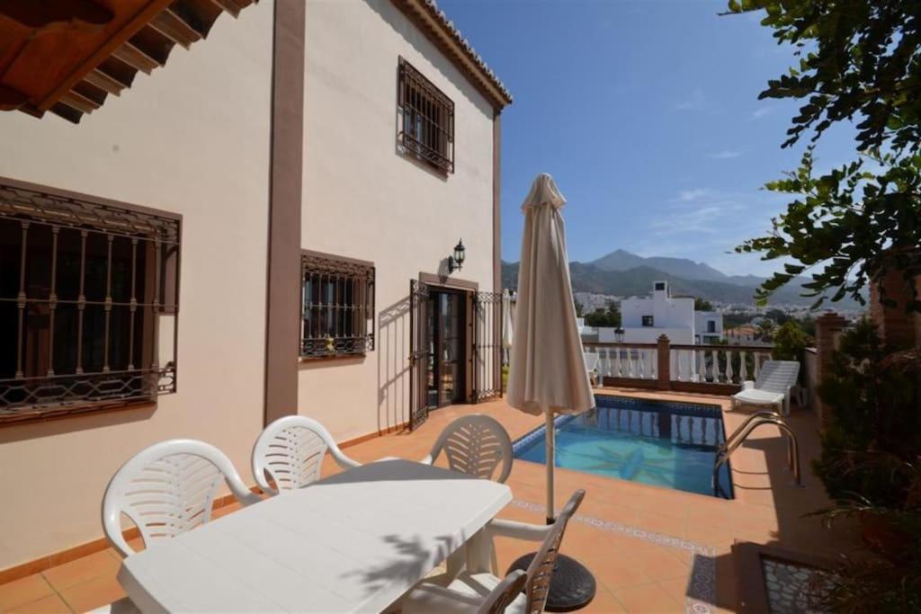 Villa Away,3 Bedroom Villa, Private Pool, Sea Views, Nerja