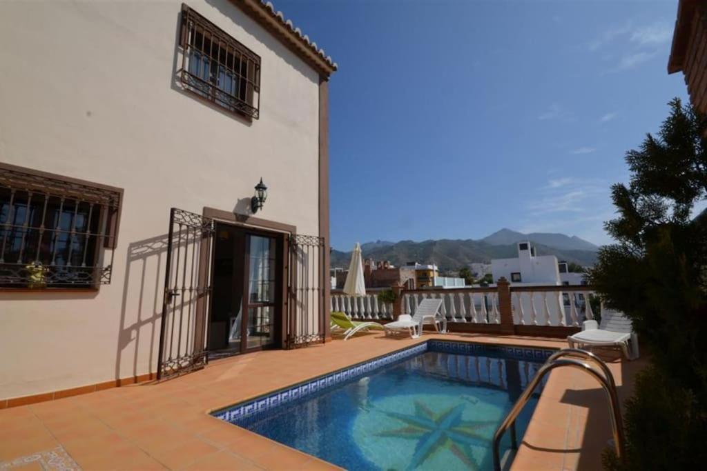Away,3 Bedroom Villa, Private Pool, Sea Views, Nerja * Málaga