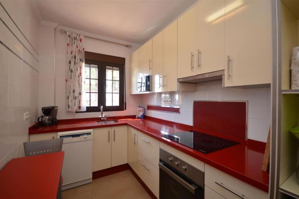Away,3 Bedroom Villa, Private Pool, Sea Views, Nerja Villa