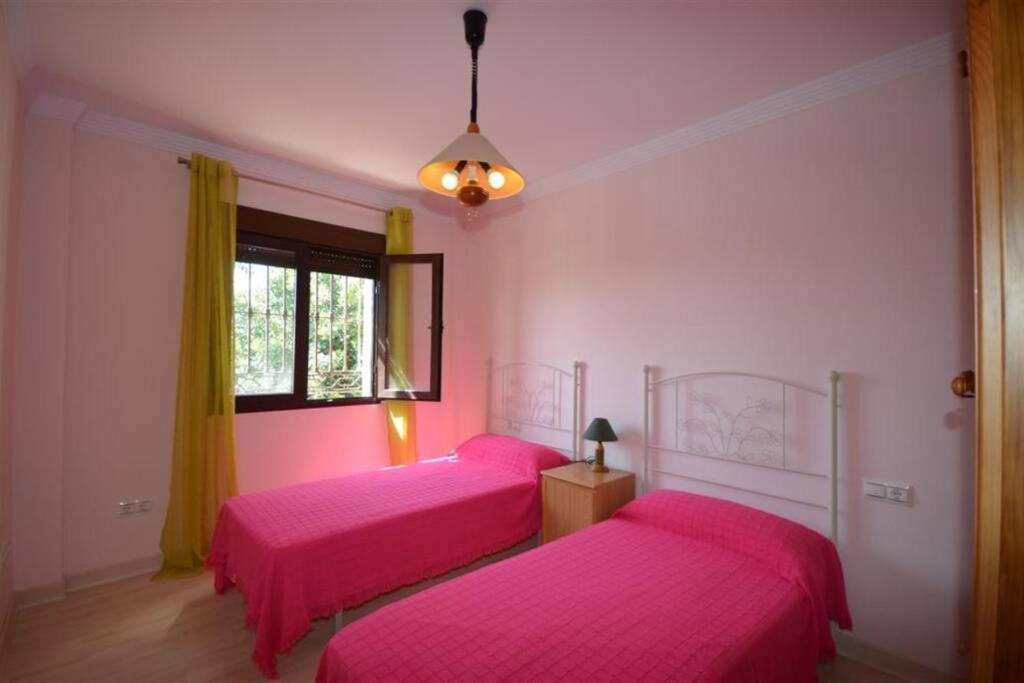 Villa Away,3 Bedroom Villa, Private Pool, Sea Views, Nerja *