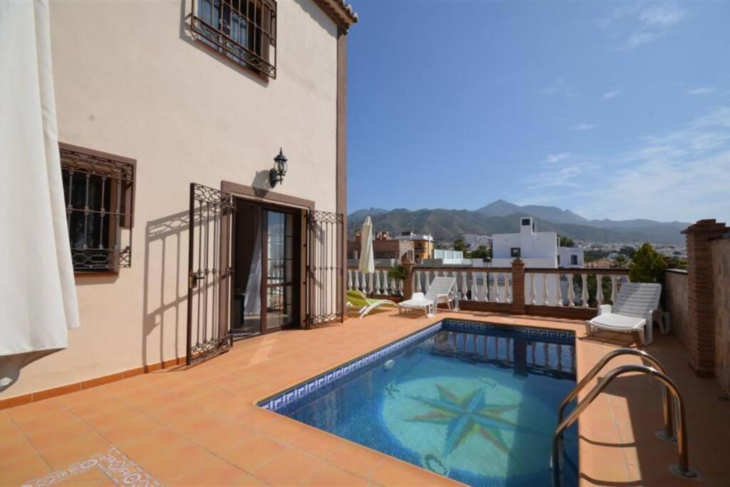 Away,3 Bedroom Villa, Private Pool, Sea Views, Nerja Villa