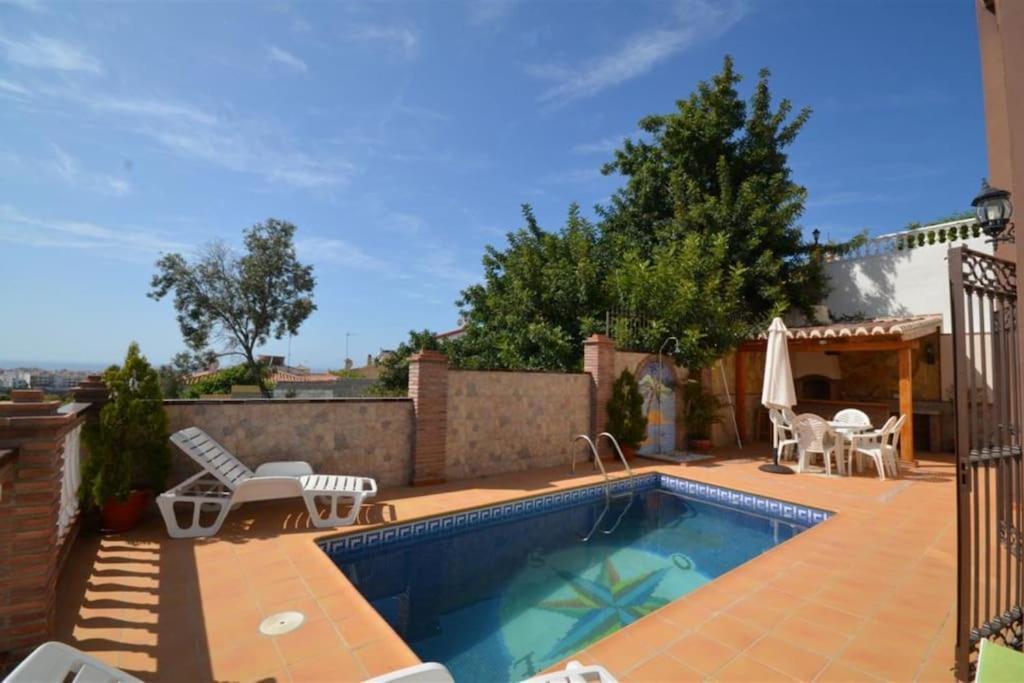 Away,3 Bedroom Villa, Private Pool, Sea Views, Nerja