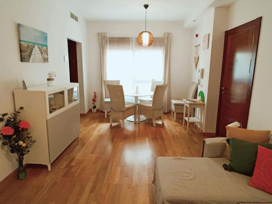 Apartment Piscina, Patio Privado Y Aparcamiento
