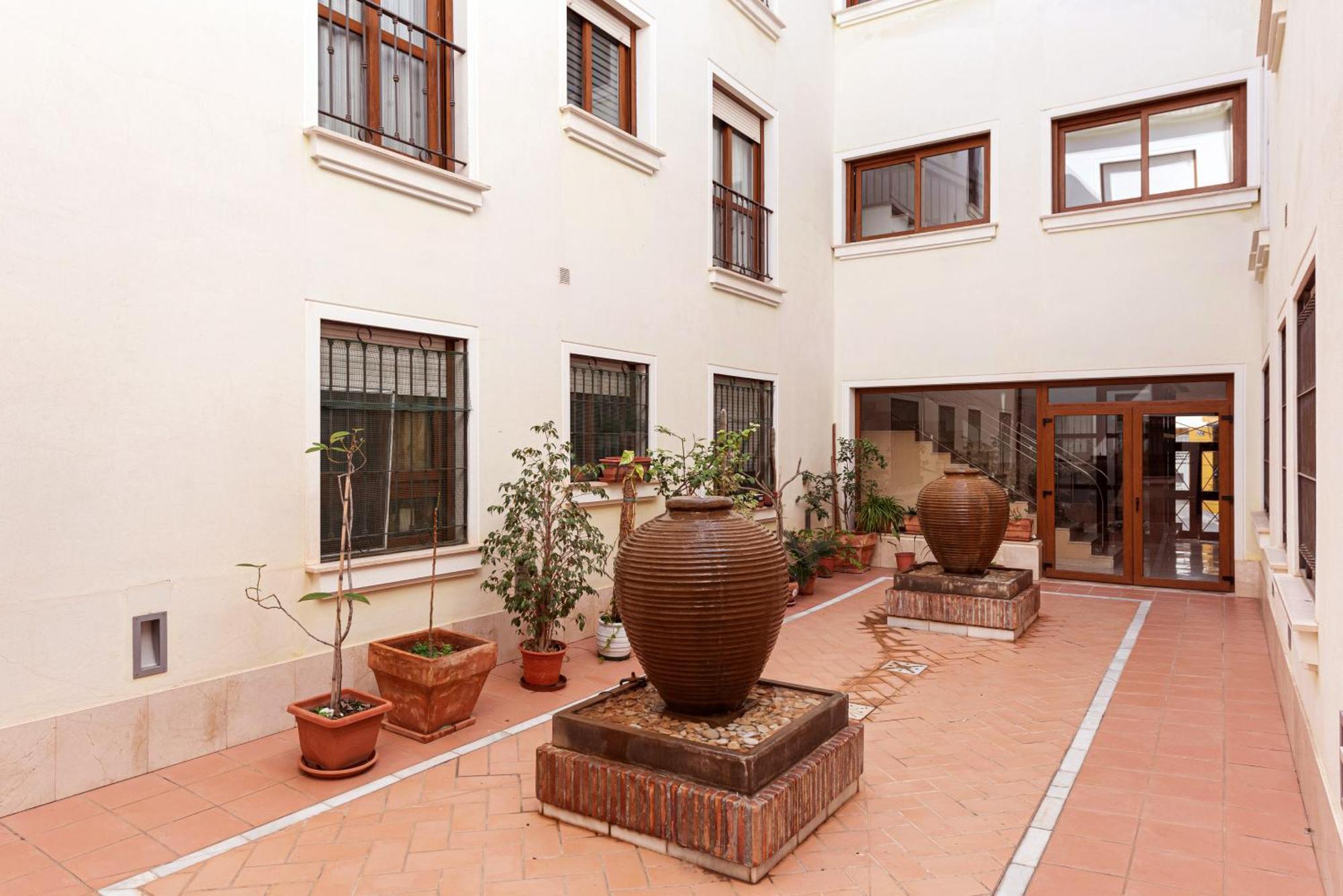 Piscina, Patio Privado Y Aparcamiento Malaga