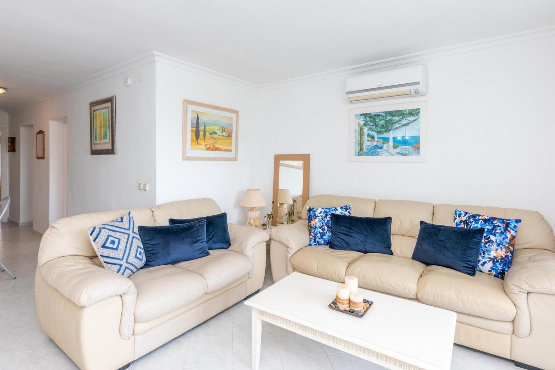 Spacious 3br In Miraflores Near Amenities Apartamento