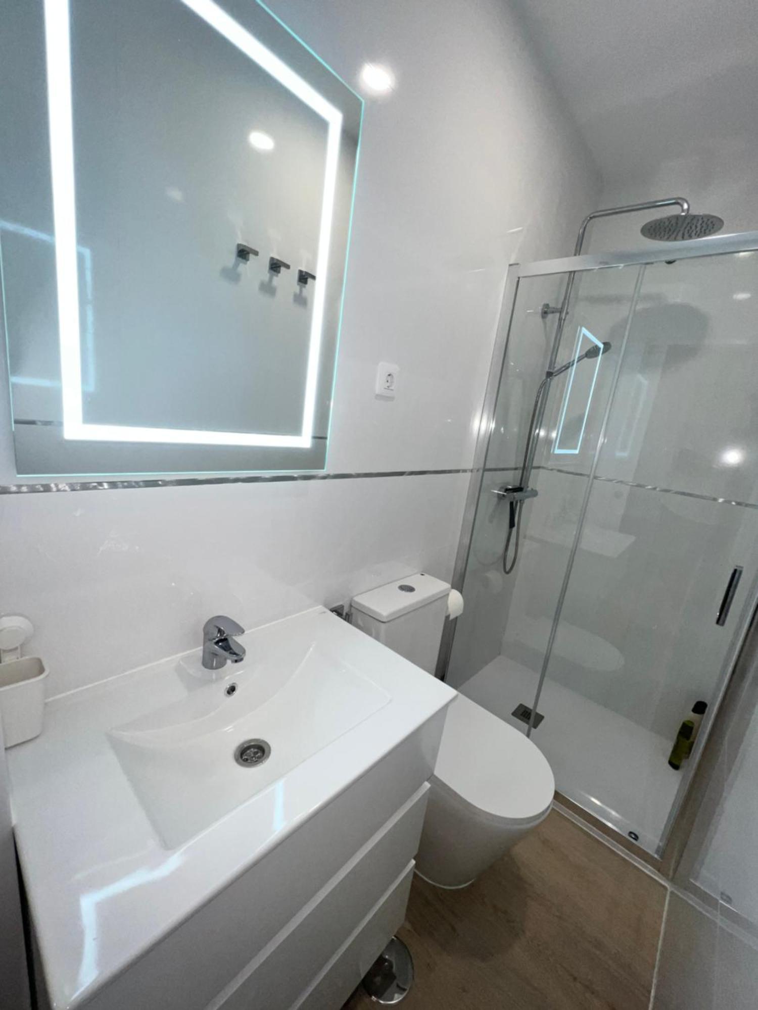 Modern Duplex Next To The Beach! Holiday home *