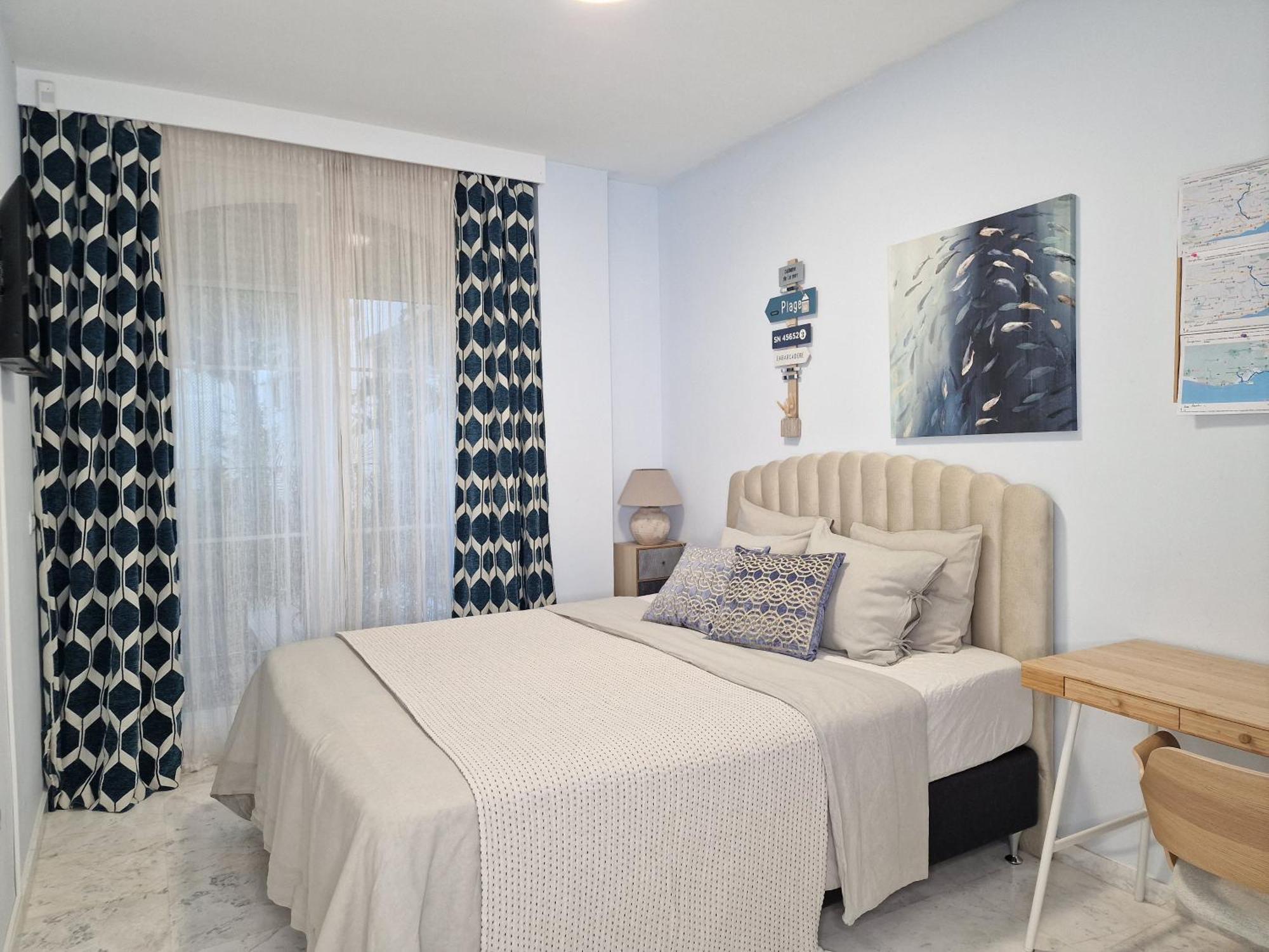 Sun & Palms - Cozy Flat In Quiet Neighbourhood With A Great Pool Area *