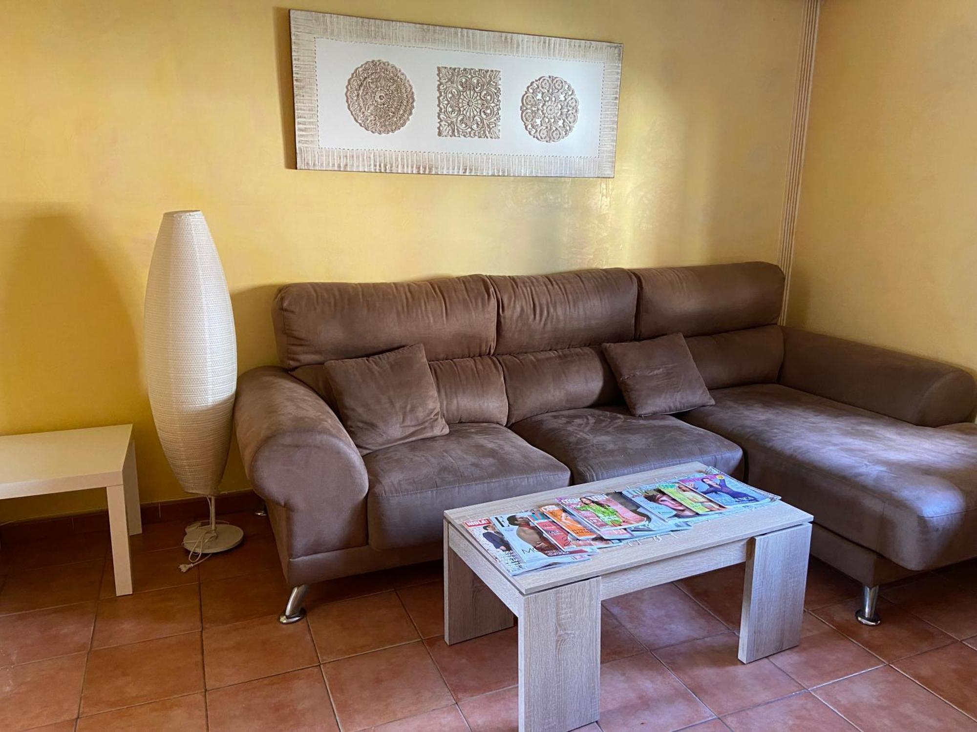 Con Cama Matrimonial En Malaga
