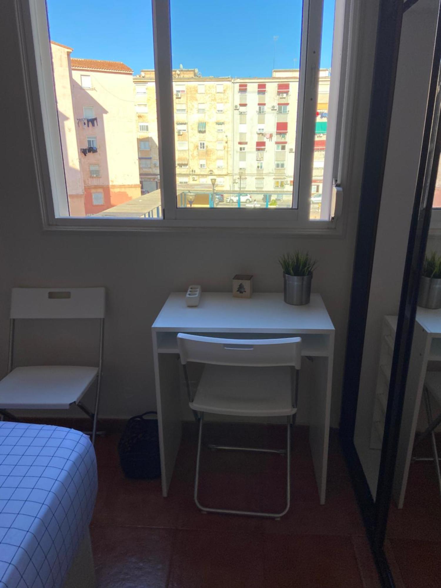 Homestay Con Cama Matrimonial En