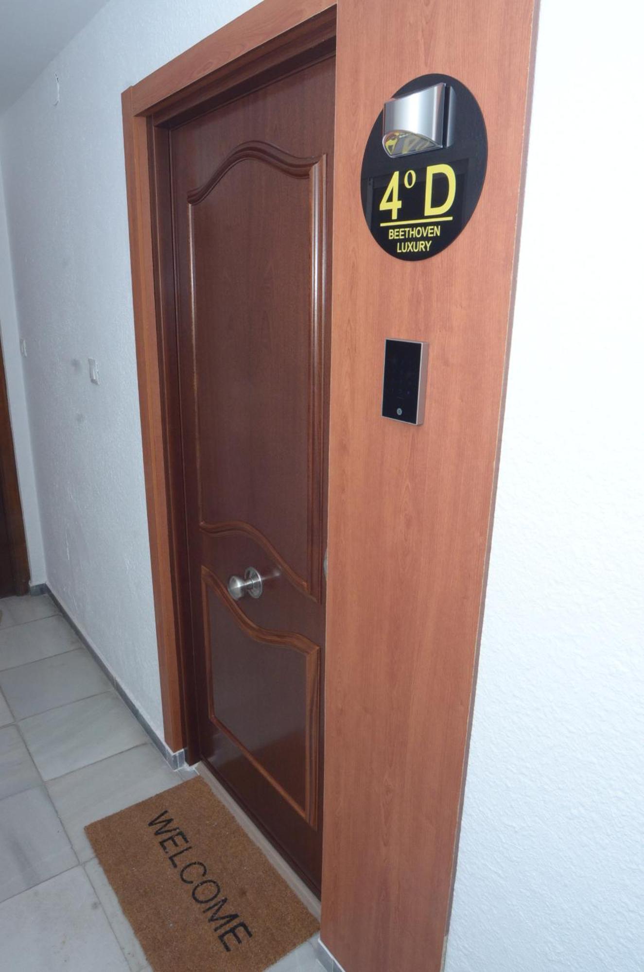 Beethoven Luxury Pensión *