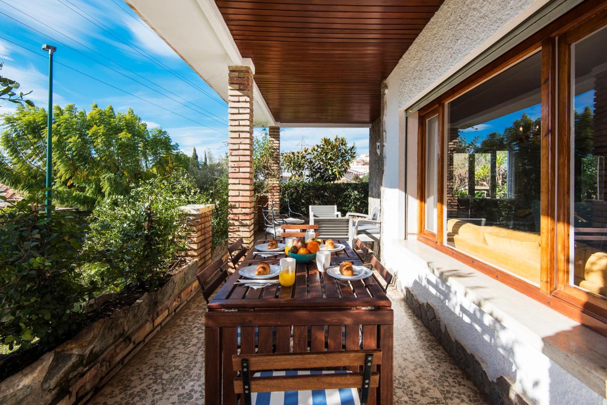 Сasa de vacaciones Queen Of The Ocean Villa: Stately Style House With Pool