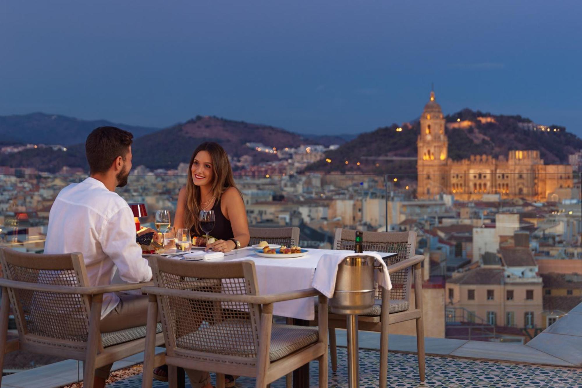 Hotel H10 Croma