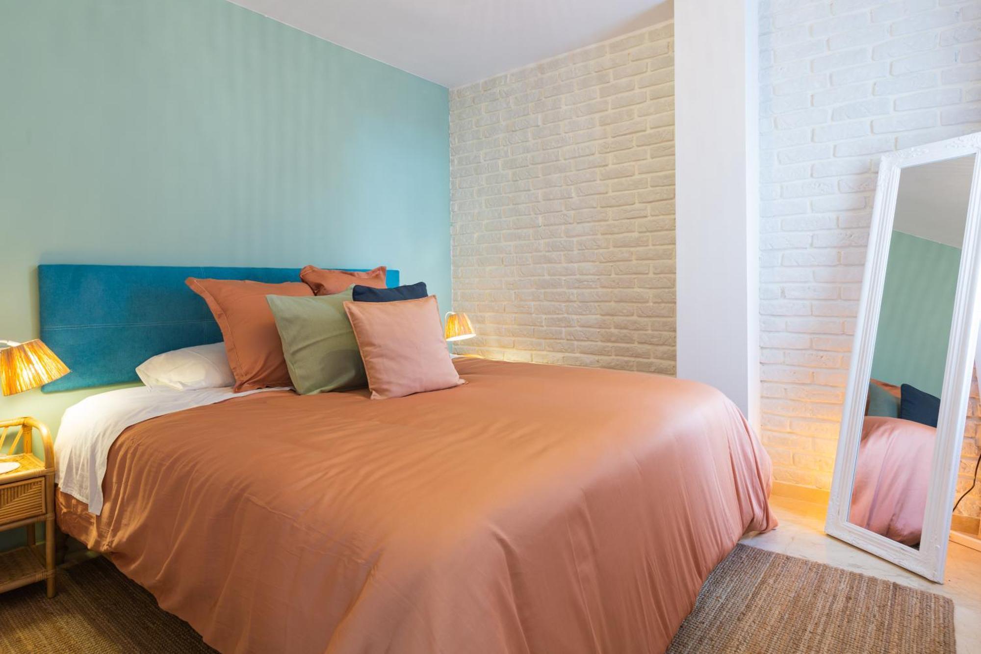 Apartment Centro Ii: And Bright With Balconies Malaga