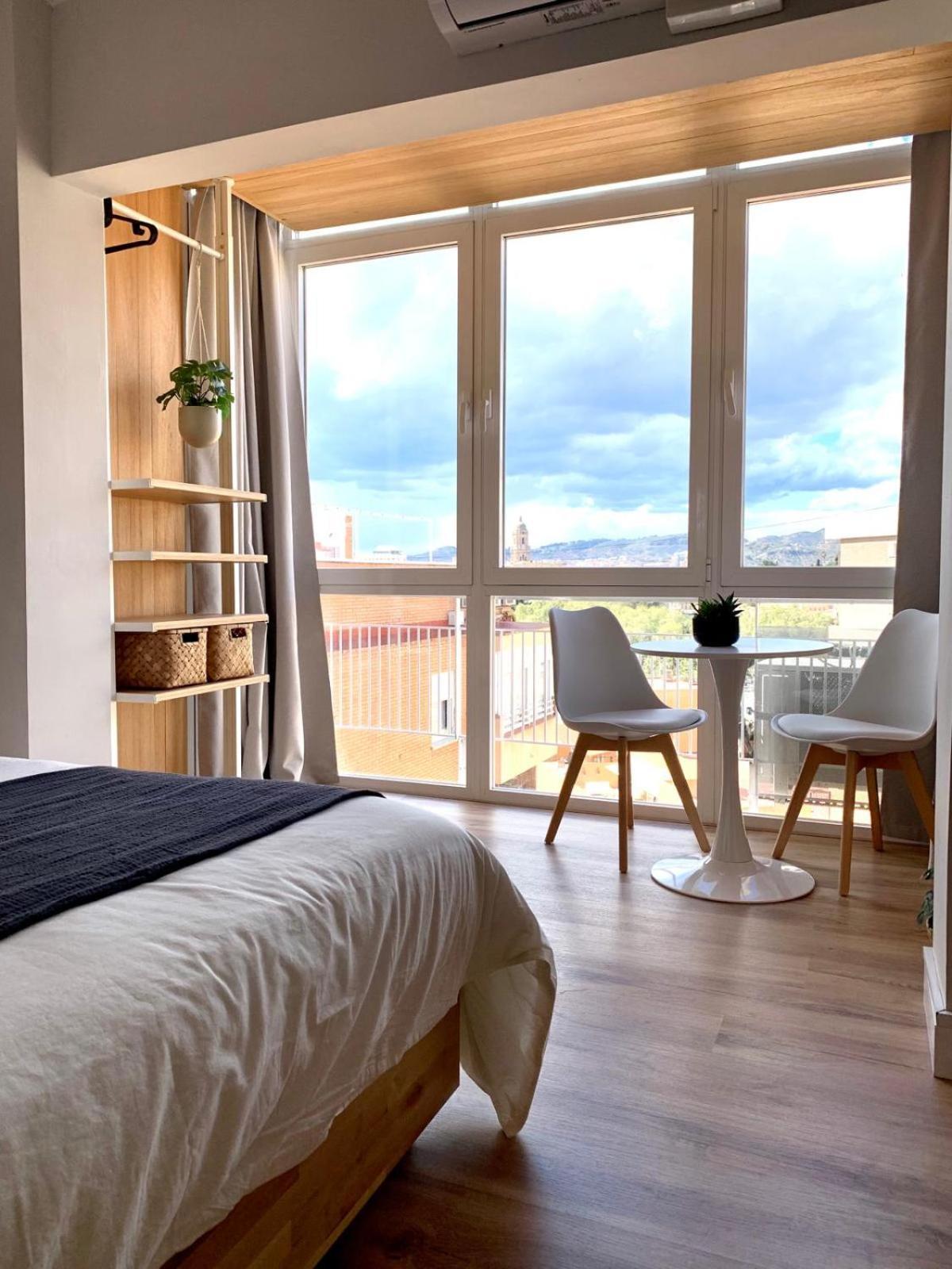 Estudio En Playa La Malagueta * Malaga
