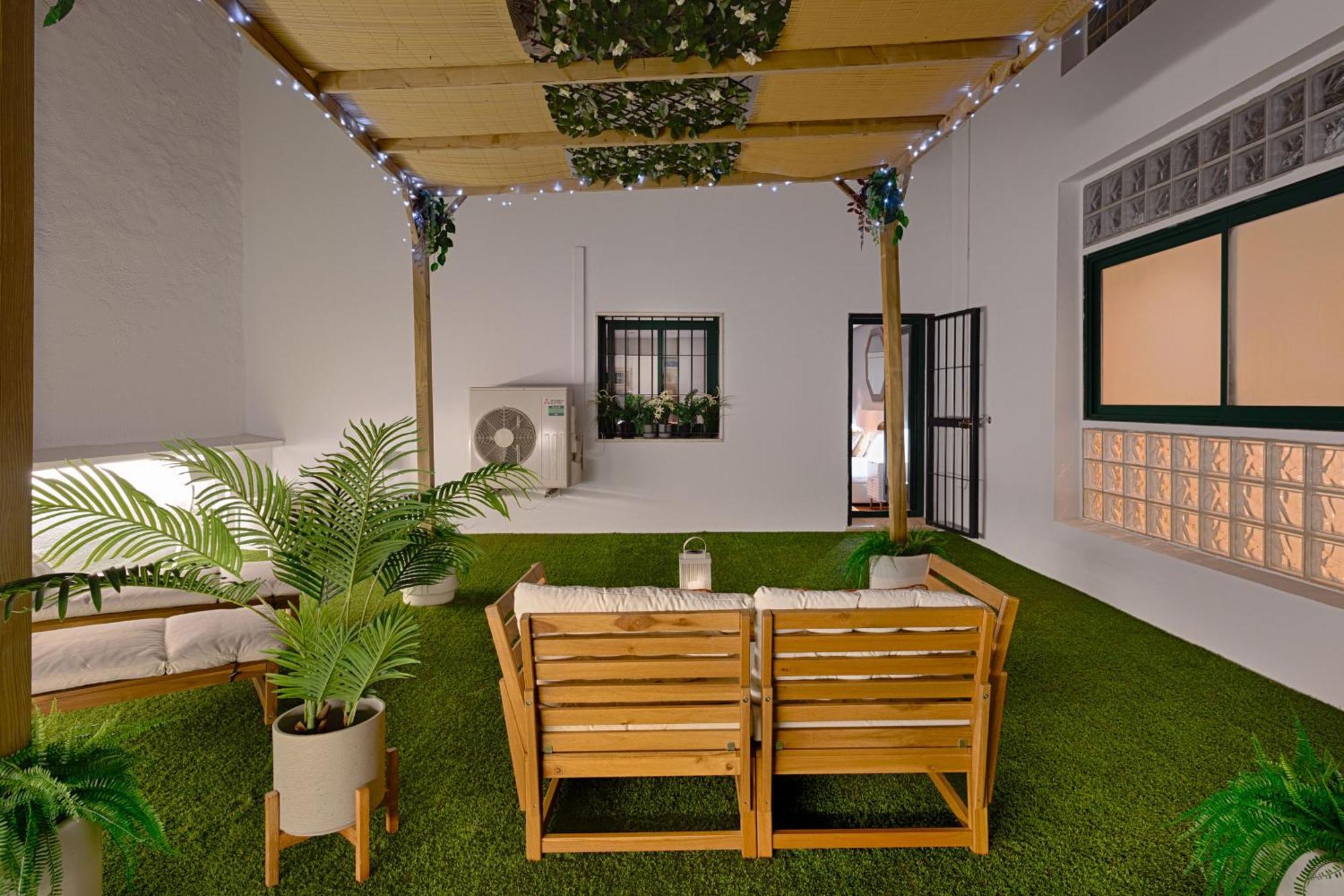 Apartamento C30 Deluxe Studio With Terrace Into Cathedral Square Málaga