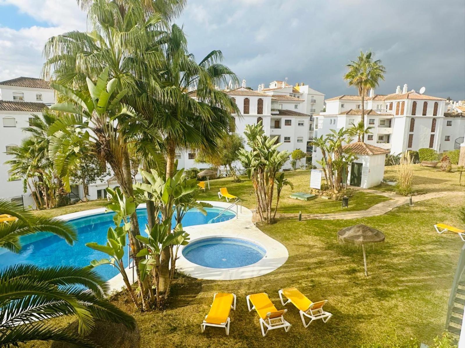 Lovely Apartment, Grancalahonda By Holidays2rent *