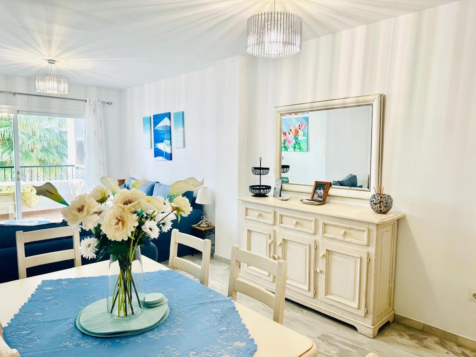 Lovely Apartment, Grancalahonda By Holidays2rent * Málaga