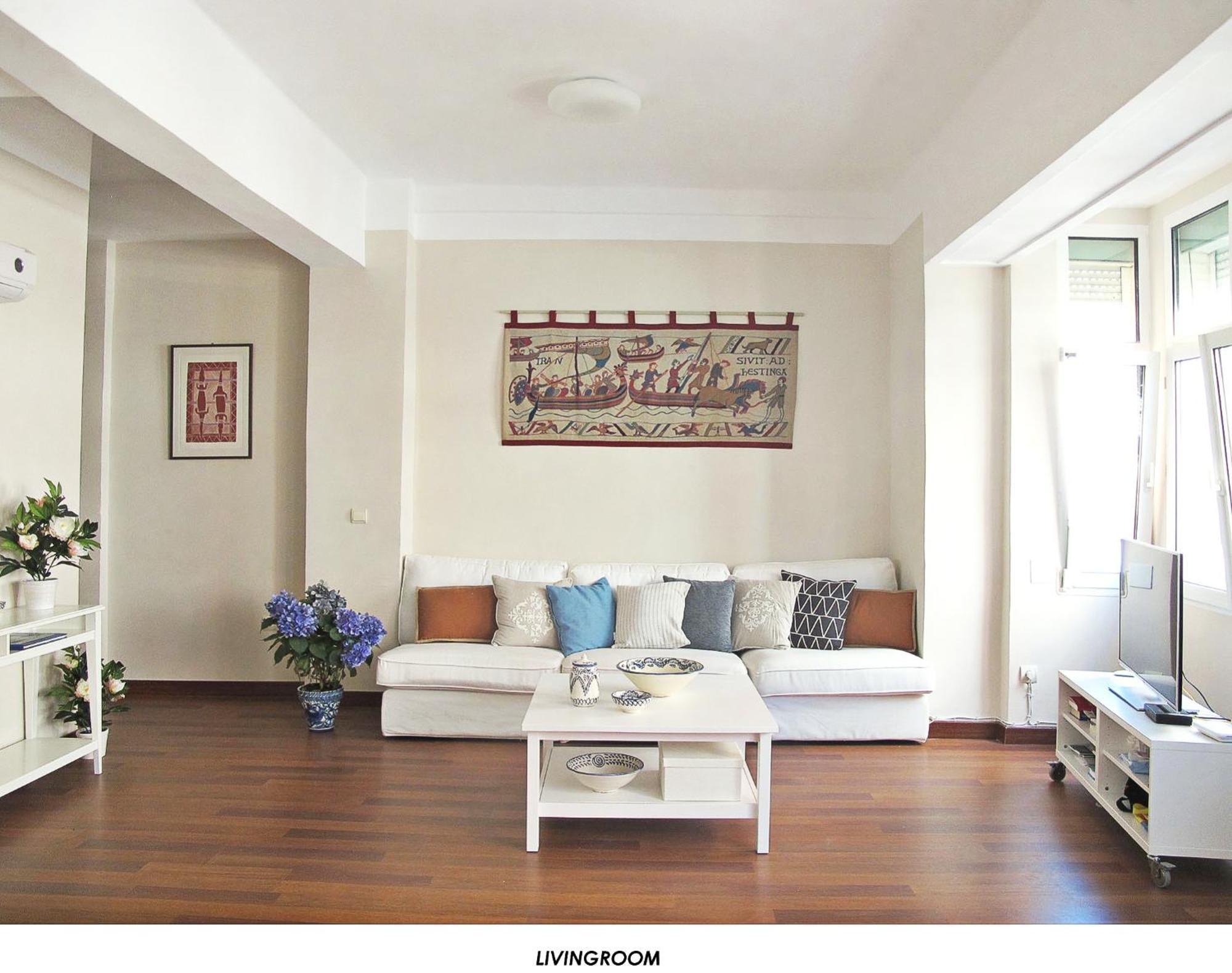 Fantastic Penthouse Center Apartment *