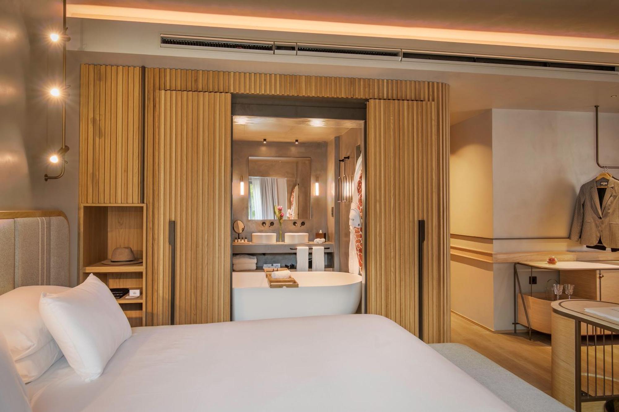 Only 5* Málaga