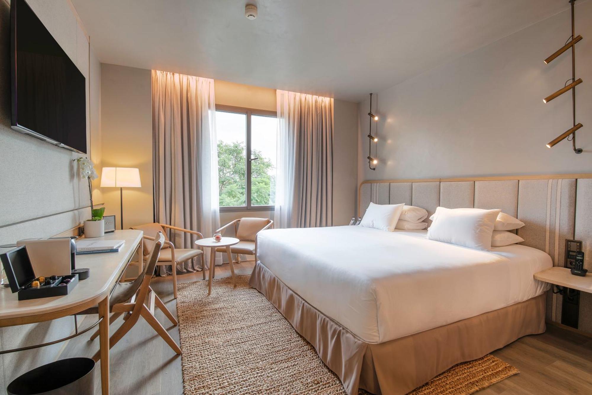 Only Hotel