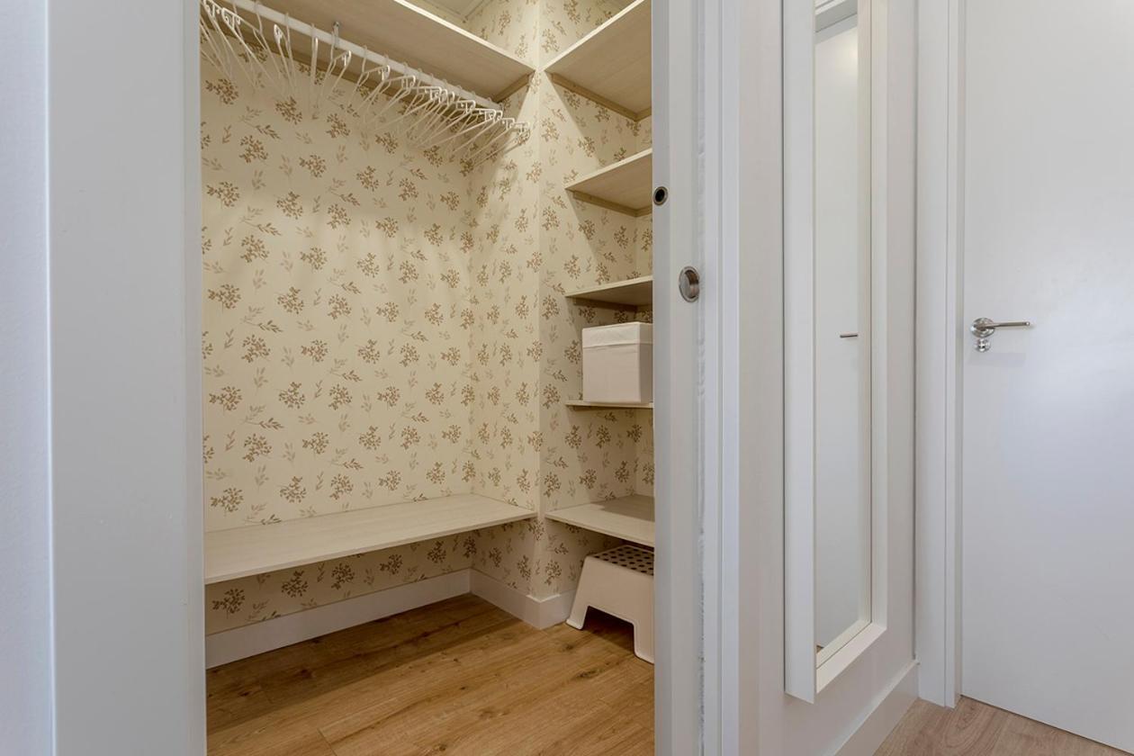 Martiricos By Rent Me Apartment