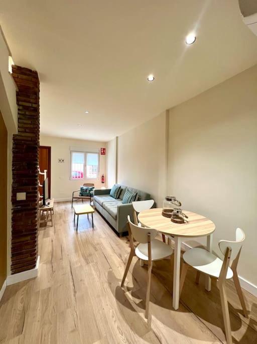 Apartamento Pedregalejo Ii & Cozy House By Ele