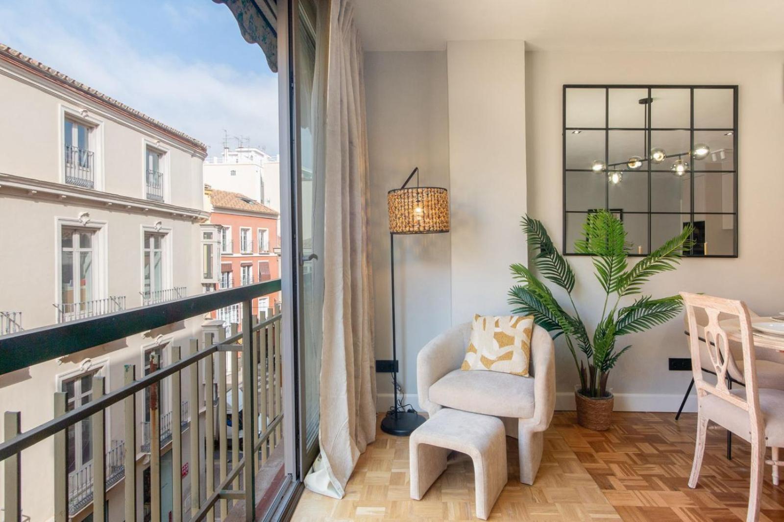 Cervantes Luxury Apartment *