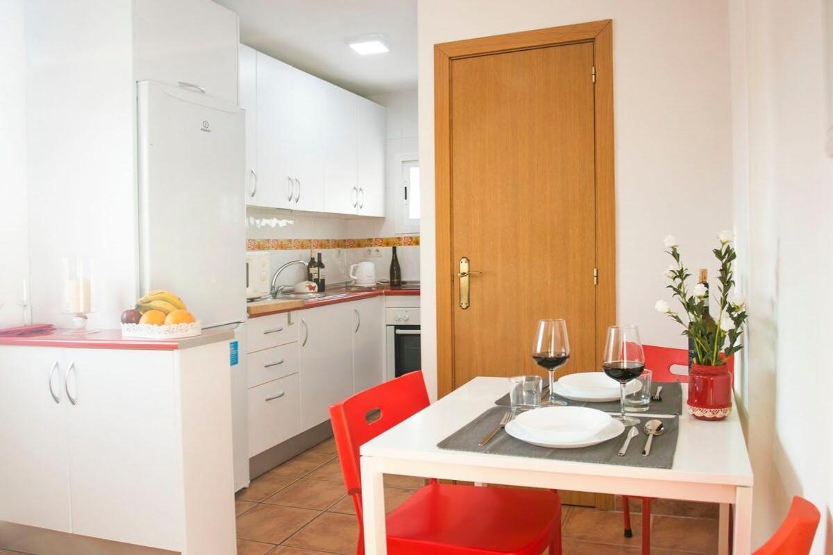 Apartamento Bonito Con Terraza - Pedregalejo Playa *