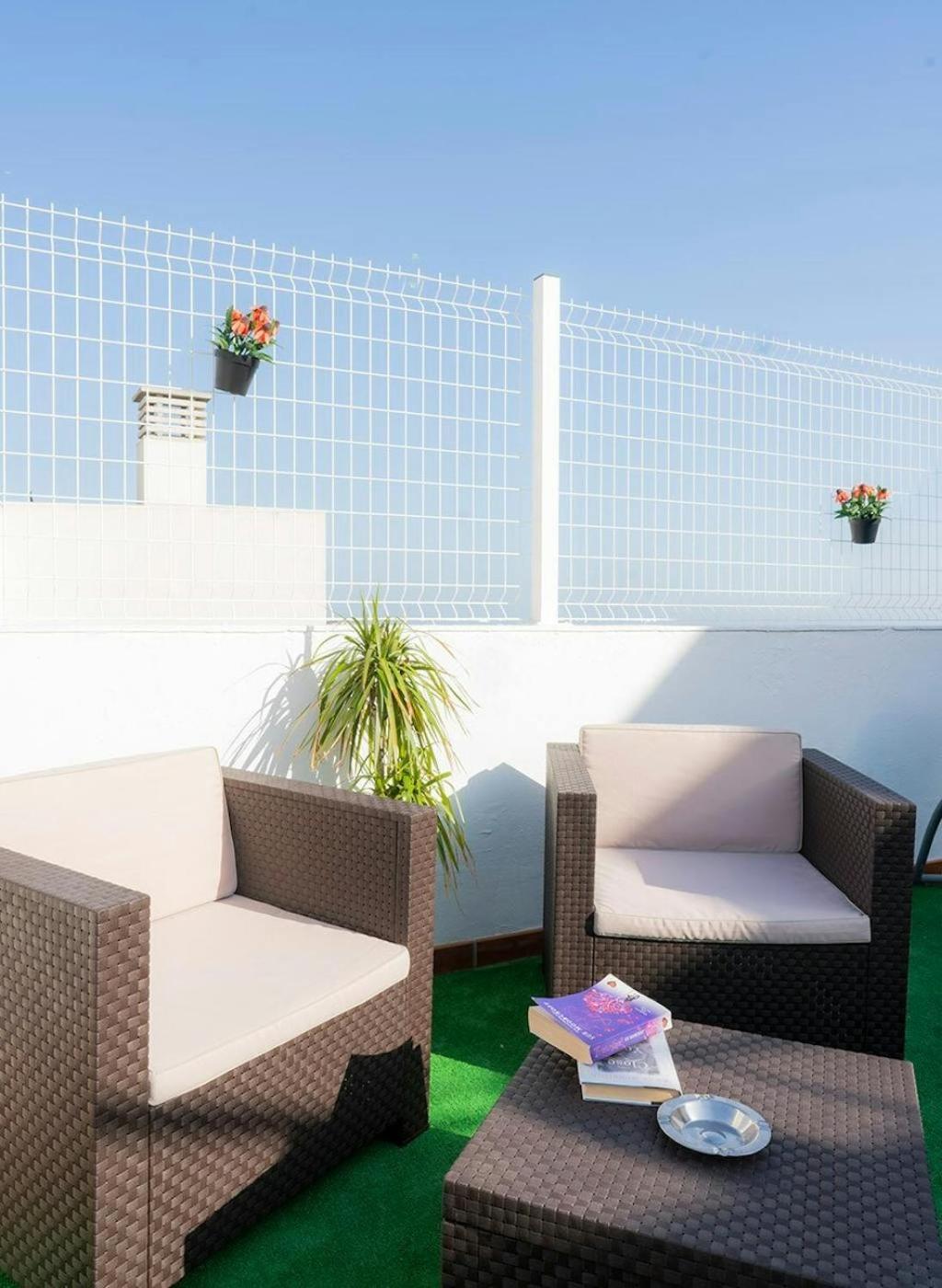 Apartamento Bonito Con Terraza - Pedregalejo Playa