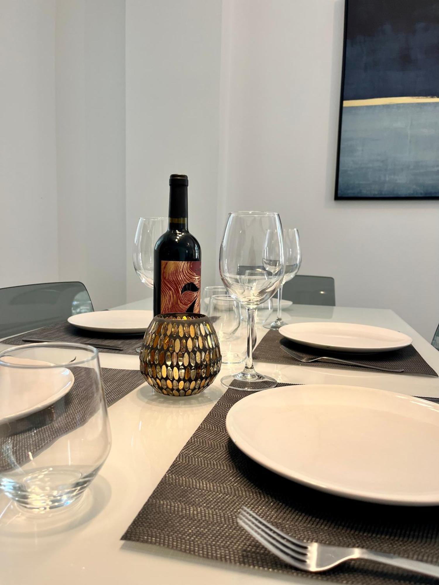 Modern With Pools,gym & In Costa Del Sol Apartamento