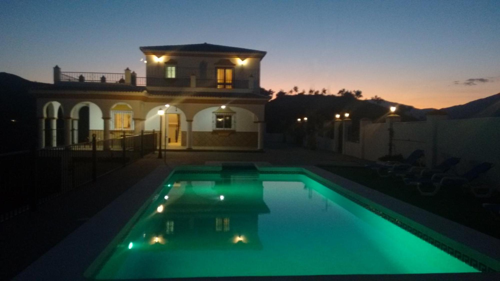 Jazmin.completa Privacidad. Piscina Privada. Сasa de vacaciones *