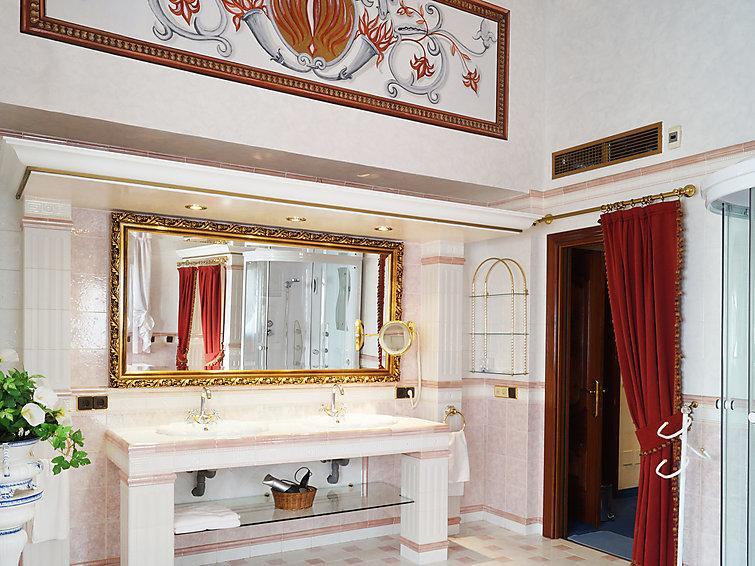 Hotel Darkum