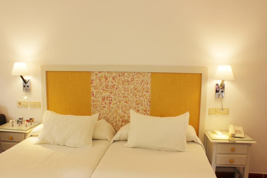 Picasso Hotel 3*