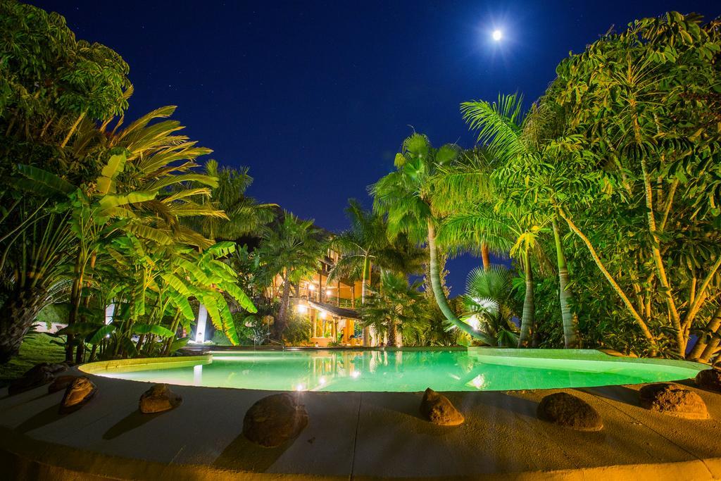 Indonesian Suites Tropical Garden *