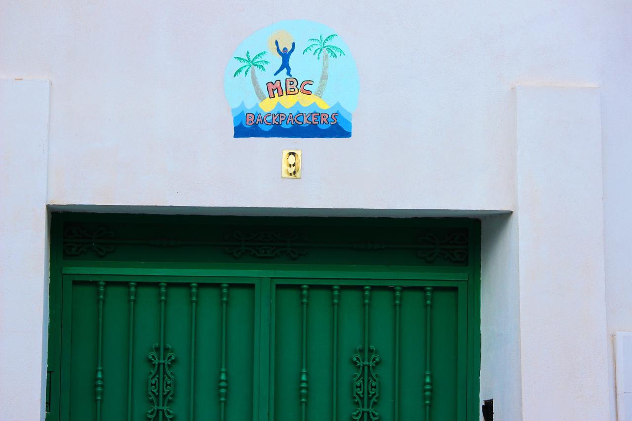 Hostal Beach And Center Backpackers