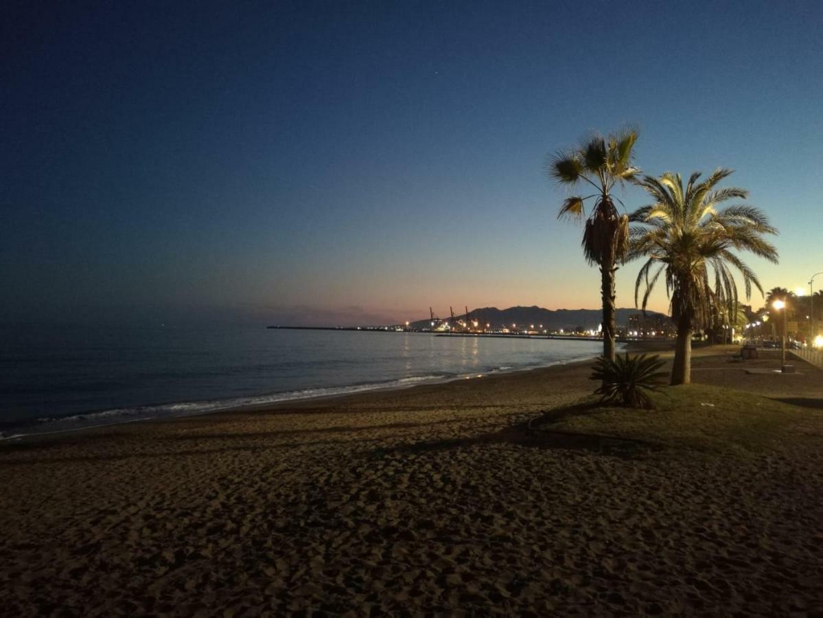 Beach And Center Backpackers Hostal Málaga